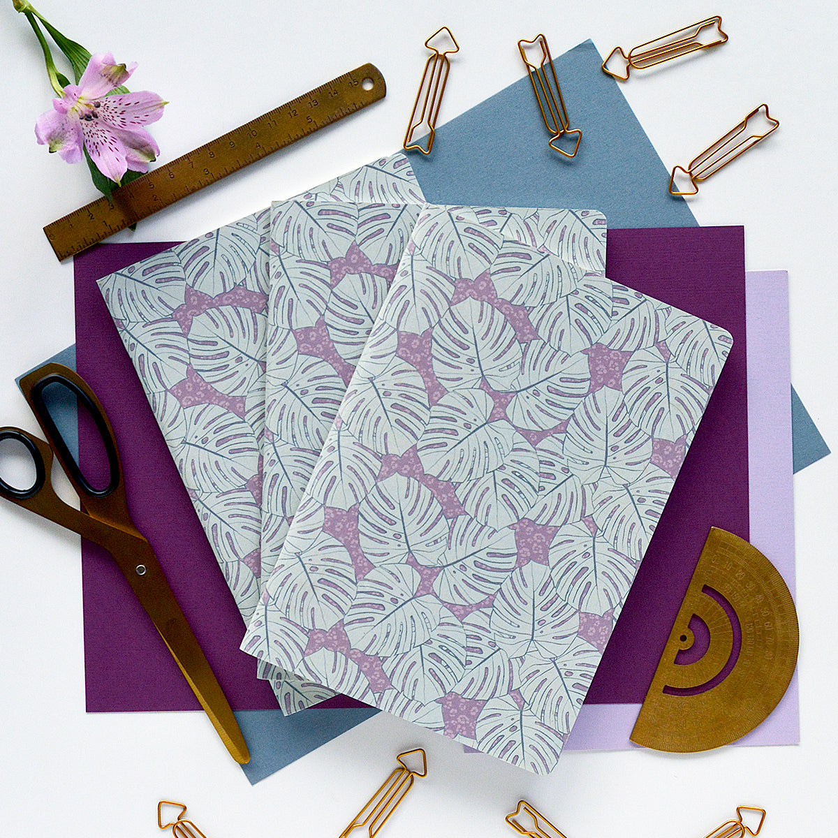 Libreta hojas blancas recicladas A5 - Monsteras Azul