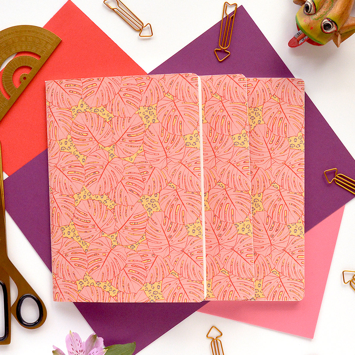 Libreta hojas blancas recicladas A5 - Monsteras Rosa